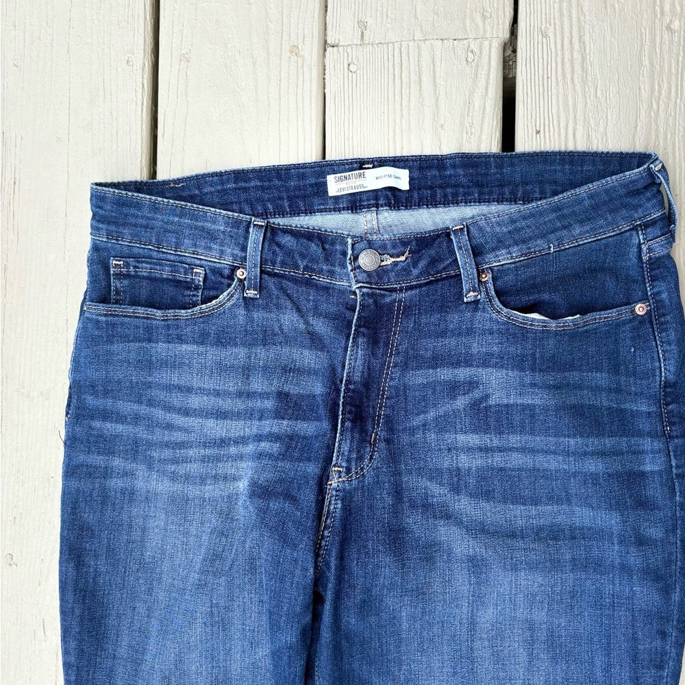 LEVIS Signature (Gold) by Levi Strauss Dark Blue Ankle Mid-Rise Jeans, Size: 14 - Picture 3 of 10